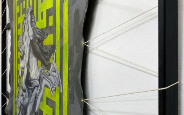 Thésée et le minotaure@monsieurs6381 @lyonhiphop #stencilart#peaudevache#cuir#streetart#graffiti#graffitiart#